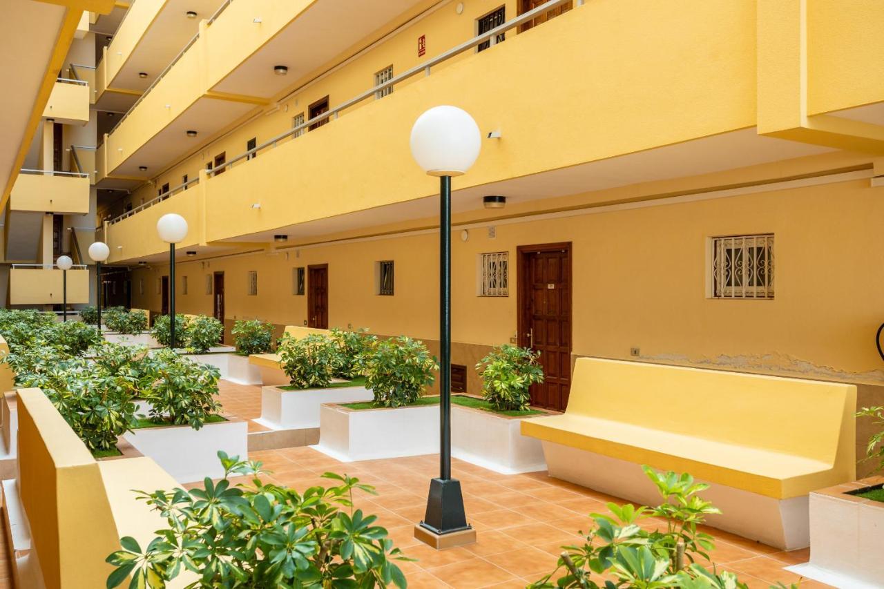 Family Home Near Ocean Los Cristianos Lovetenerife Arona  Buitenkant foto